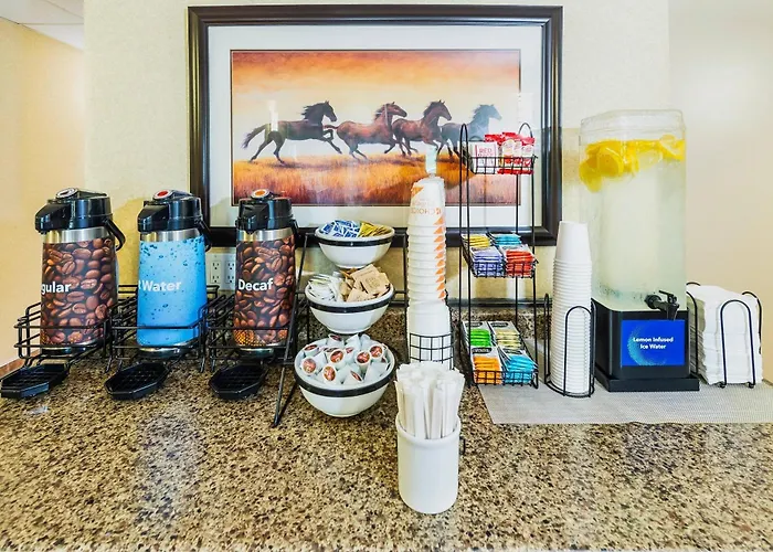 Comfort Inn & Suites Edson - Yellowhead Highway